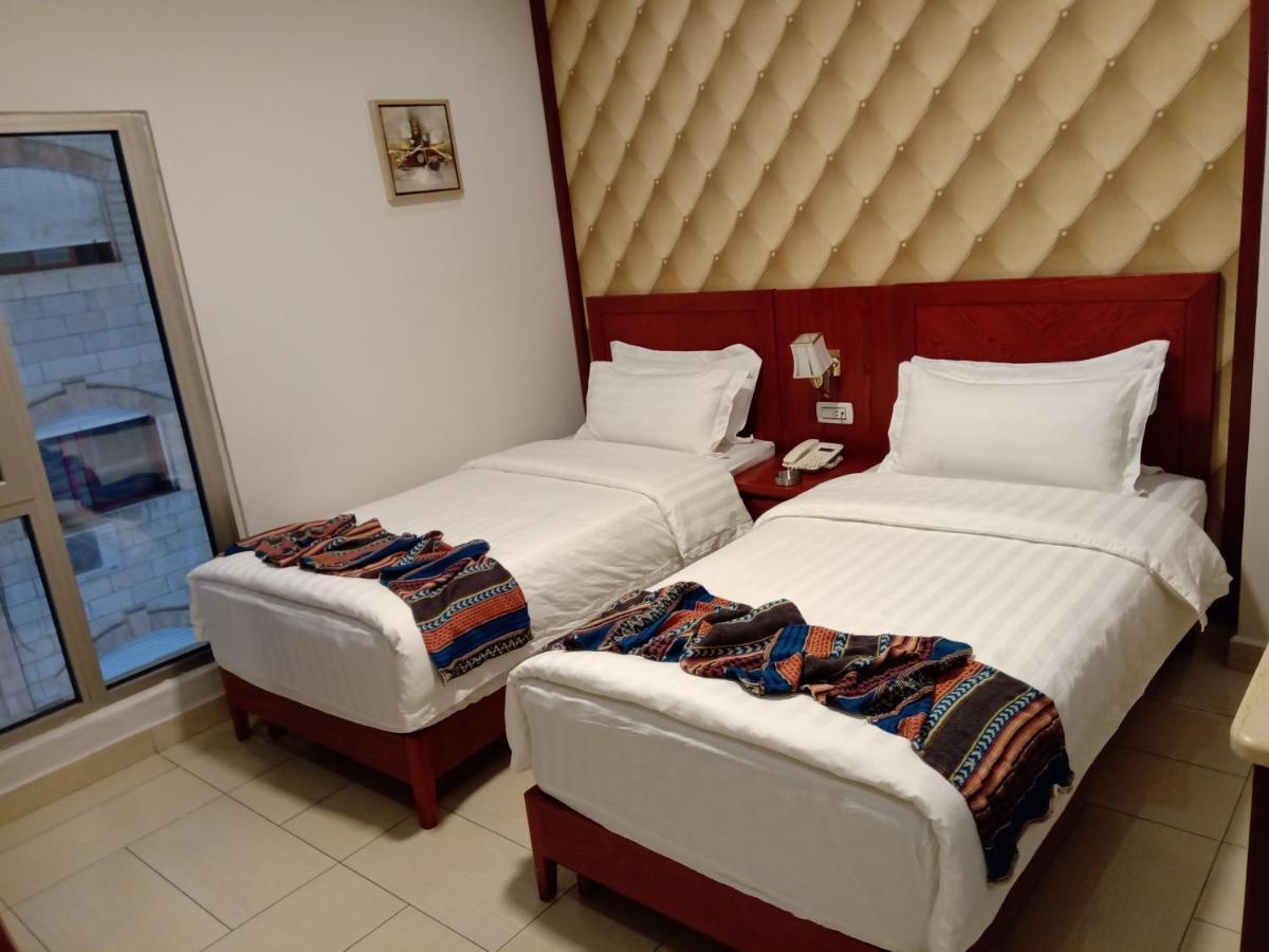 Seven7Days Hotel Aqaba Eksteriør billede